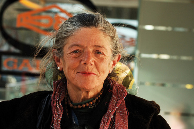 Ageing gracefully: how women steer the line between inauthentic and&nbsp;old