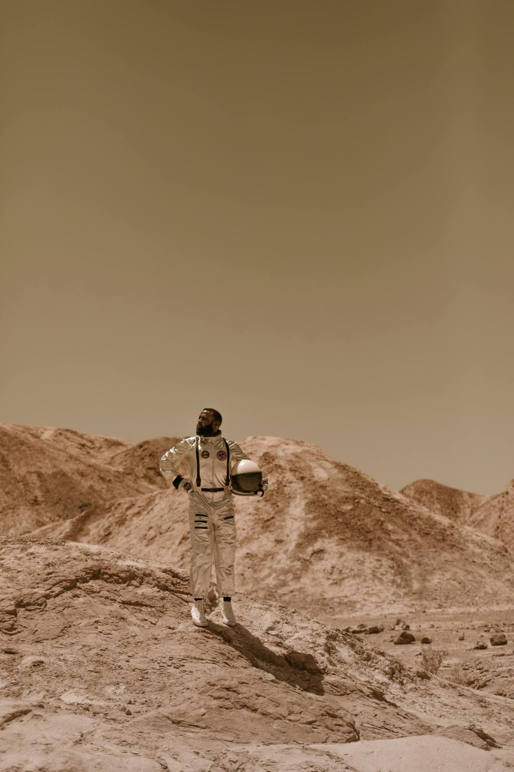 AI Colonialism: The Old Patterns in New Technology